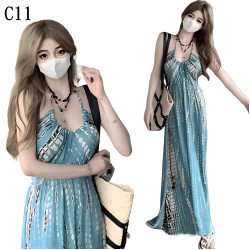 復古掛脖露背氣質大擺吊帶裙 編號:C11