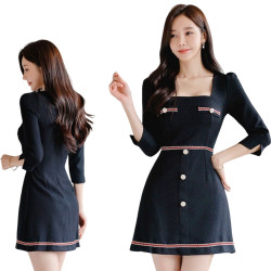 氣質方領連身裙 編號:B459