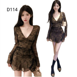 V領蕾絲網紗上衣+高腰短裙套裝 編號:D114