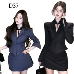 顯瘦外套+高腰包臀褲裙 套裝編號:D37